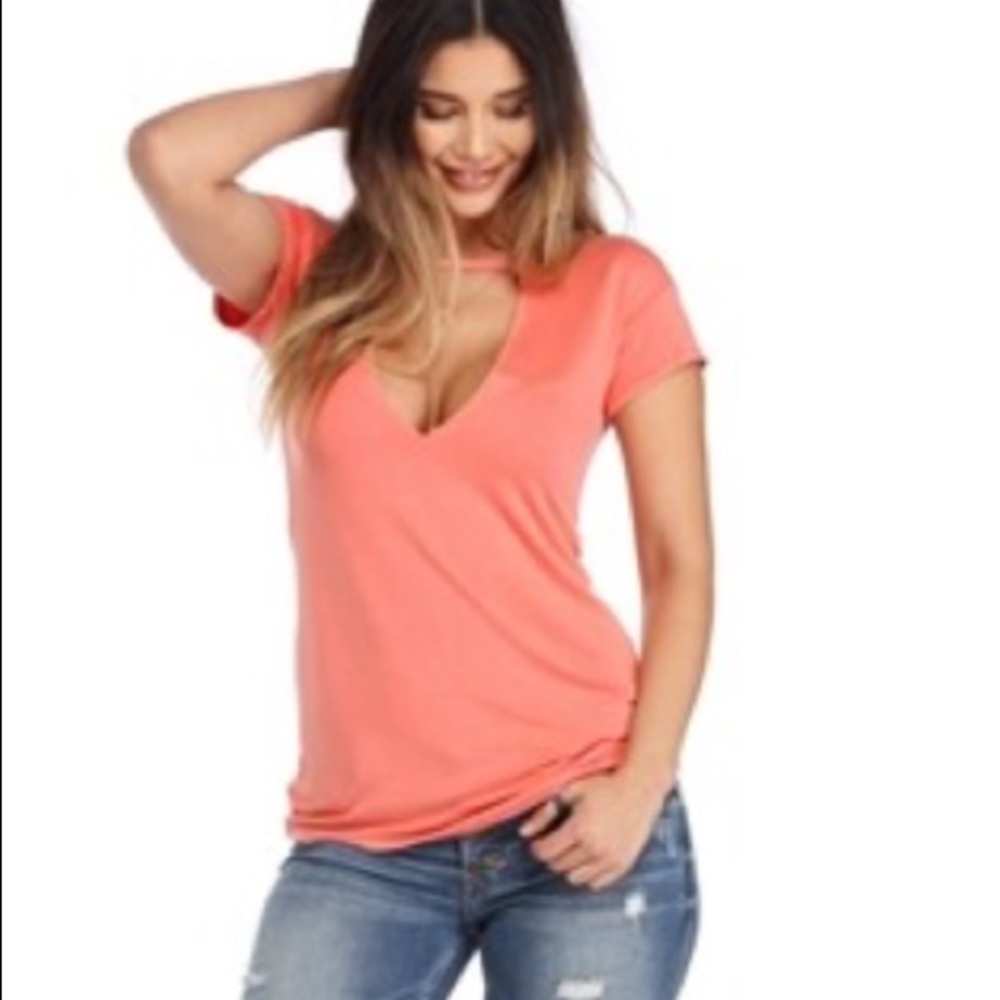 Choker shirt